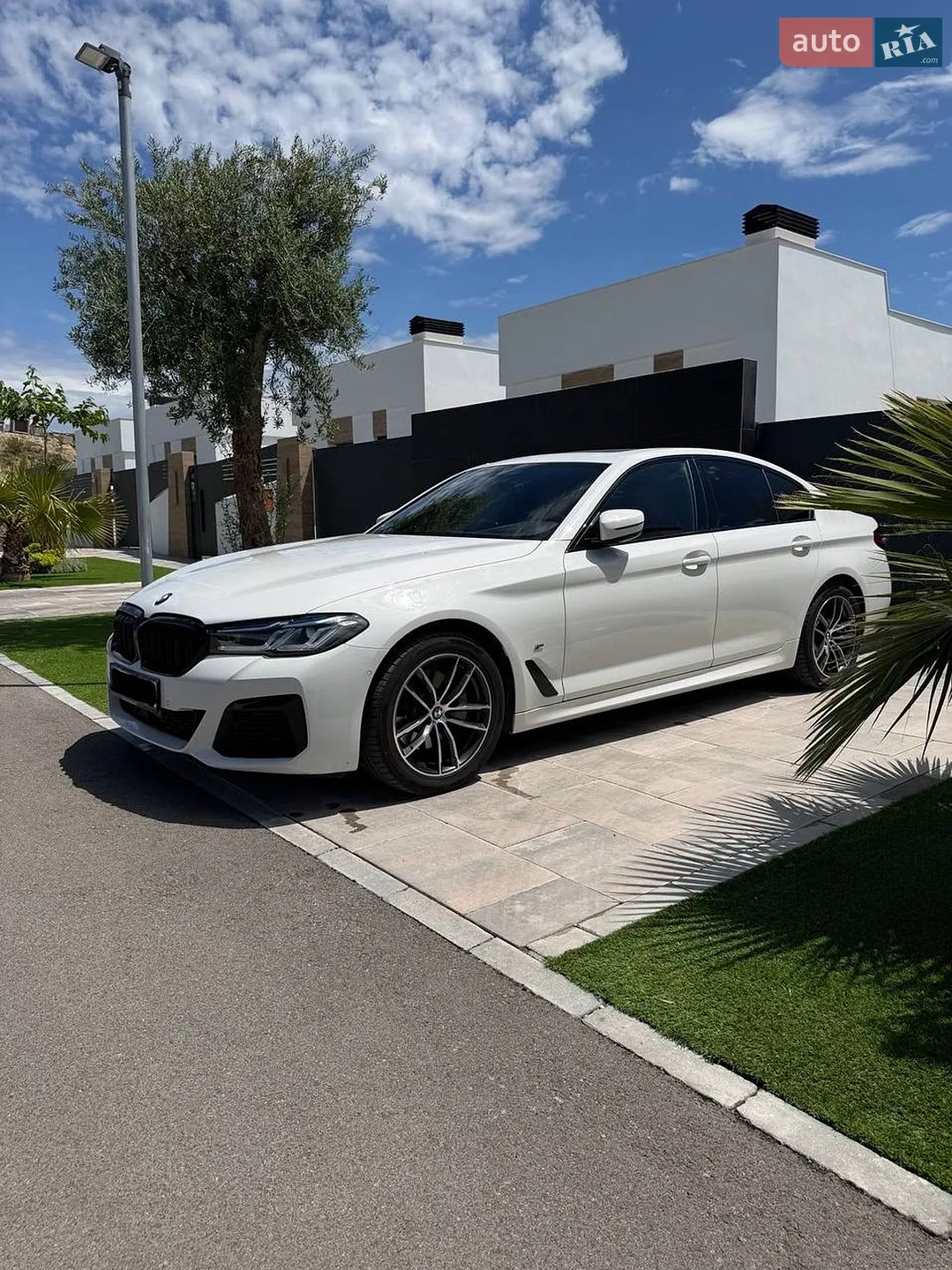 2021 BMW 5er - мініатюра 2