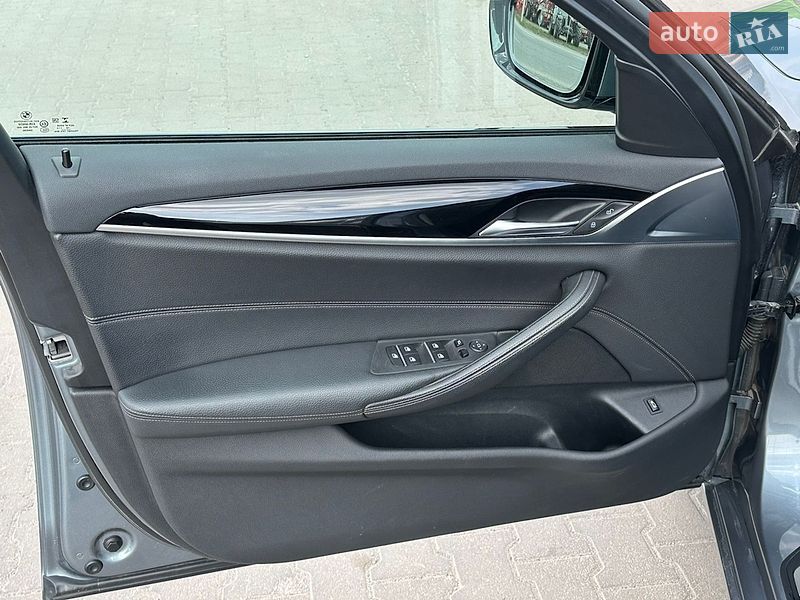 Седан BMW 5 Series 2019 в Виннице фото 23 Седан BMW 5 Series 2019 в Виннице