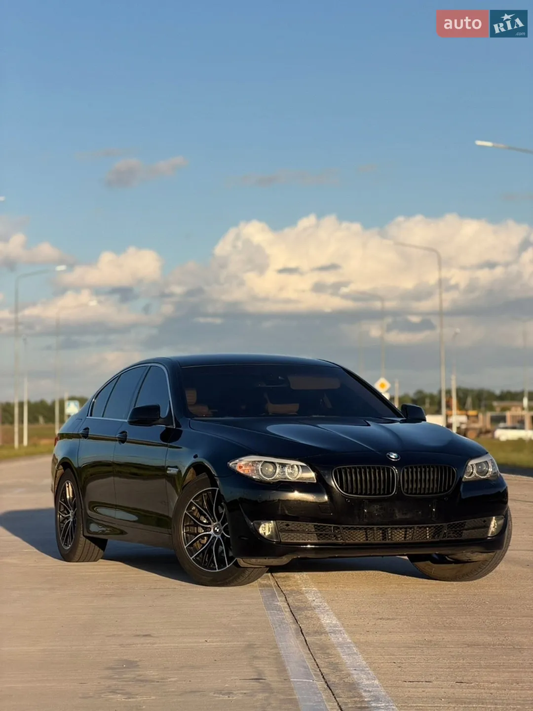 2011 BMW 5er - мініатюра 2