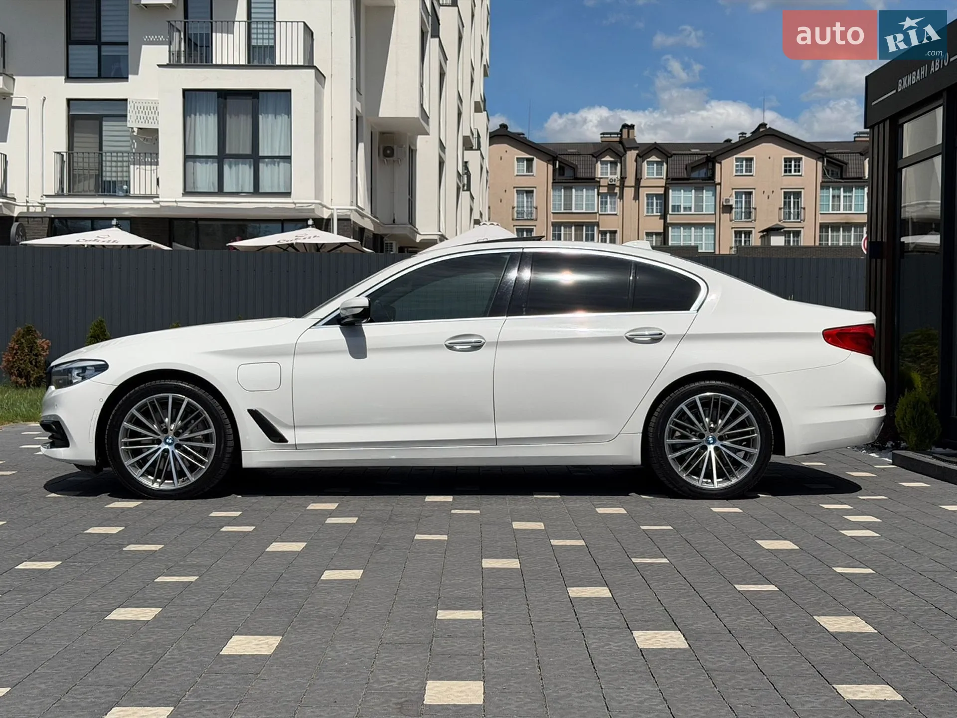 2018 BMW 5er - мініатюра 5