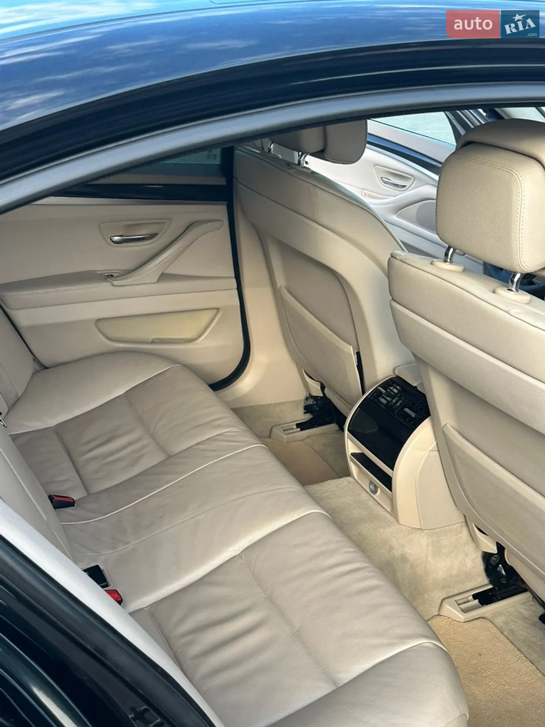 2011 BMW 5er - мініатюра 29