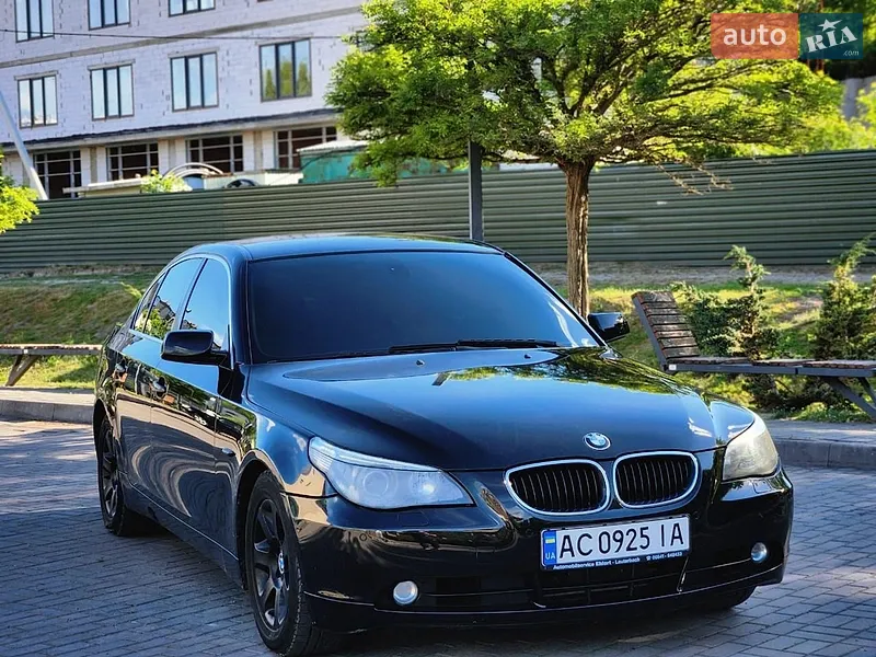 BMW 5 Series 2004 VIN WBANA31040B912716 фото оголошення 9 з 61