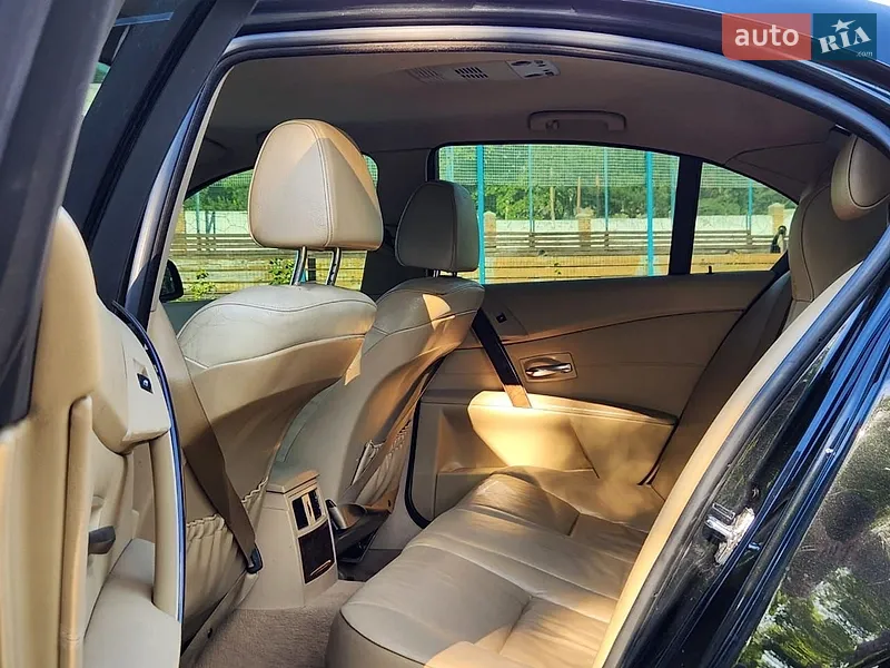 BMW 5 Series 2004 VIN WBANA31040B912716 фото оголошення 19 з 61