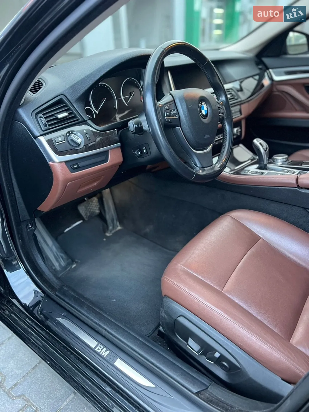 BMW 5 Series 2016 VIN WBA5A7C51GG642390 фото оголошення 20 з 50