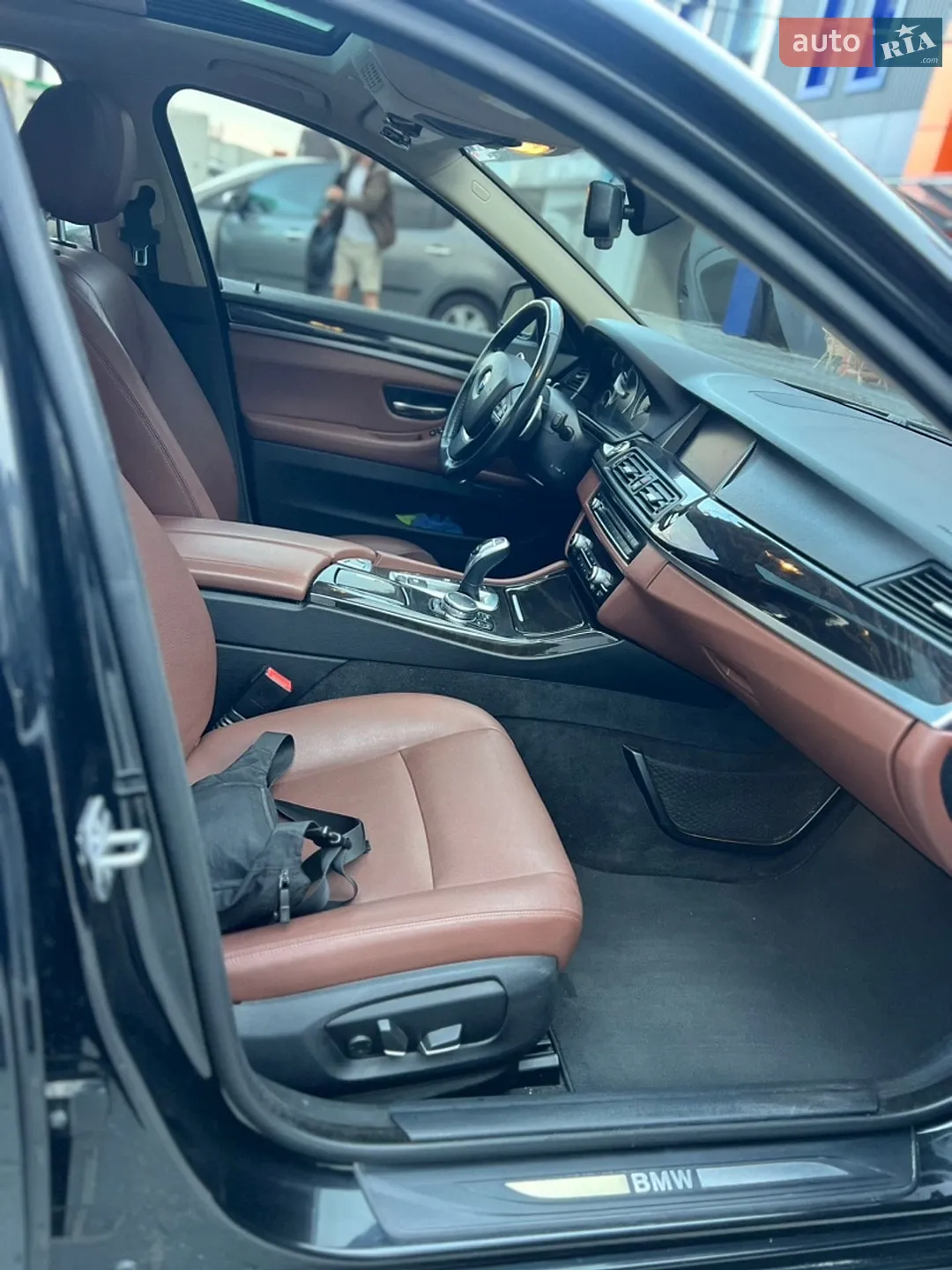 BMW 5 Series 2016 VIN WBA5A7C51GG642390 фото оголошення 24 з 50