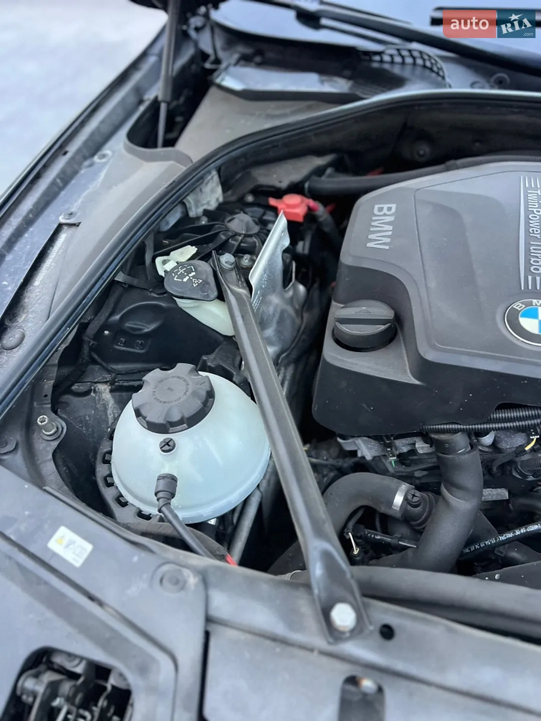BMW 5 Series 2016 VIN WBA5A7C51GG642390 фото оголошення 42 з 50