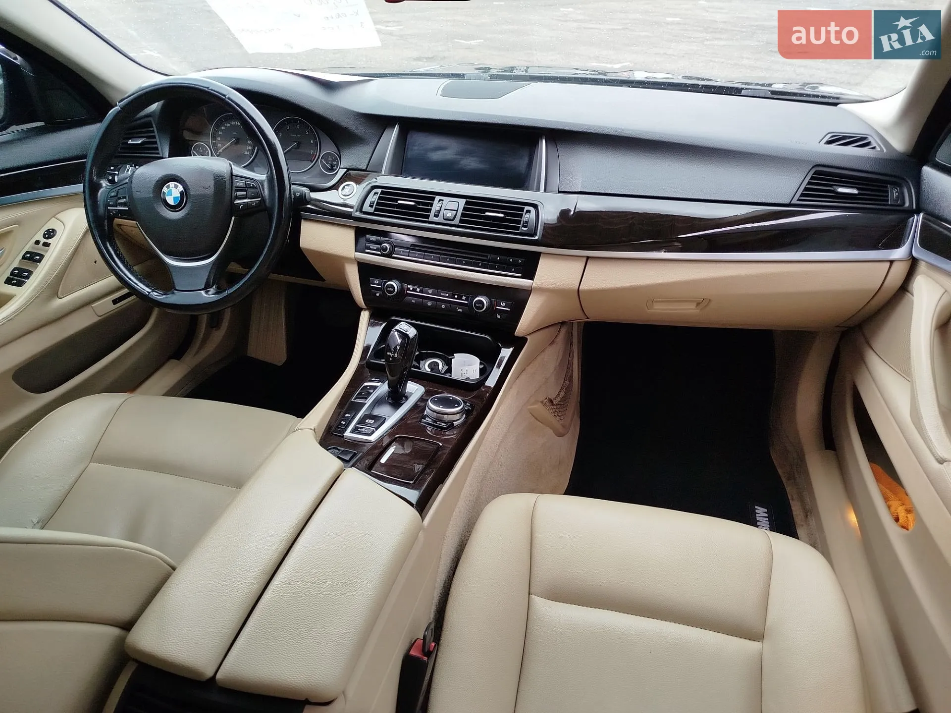 2010 BMW 5er - мініатюра 17