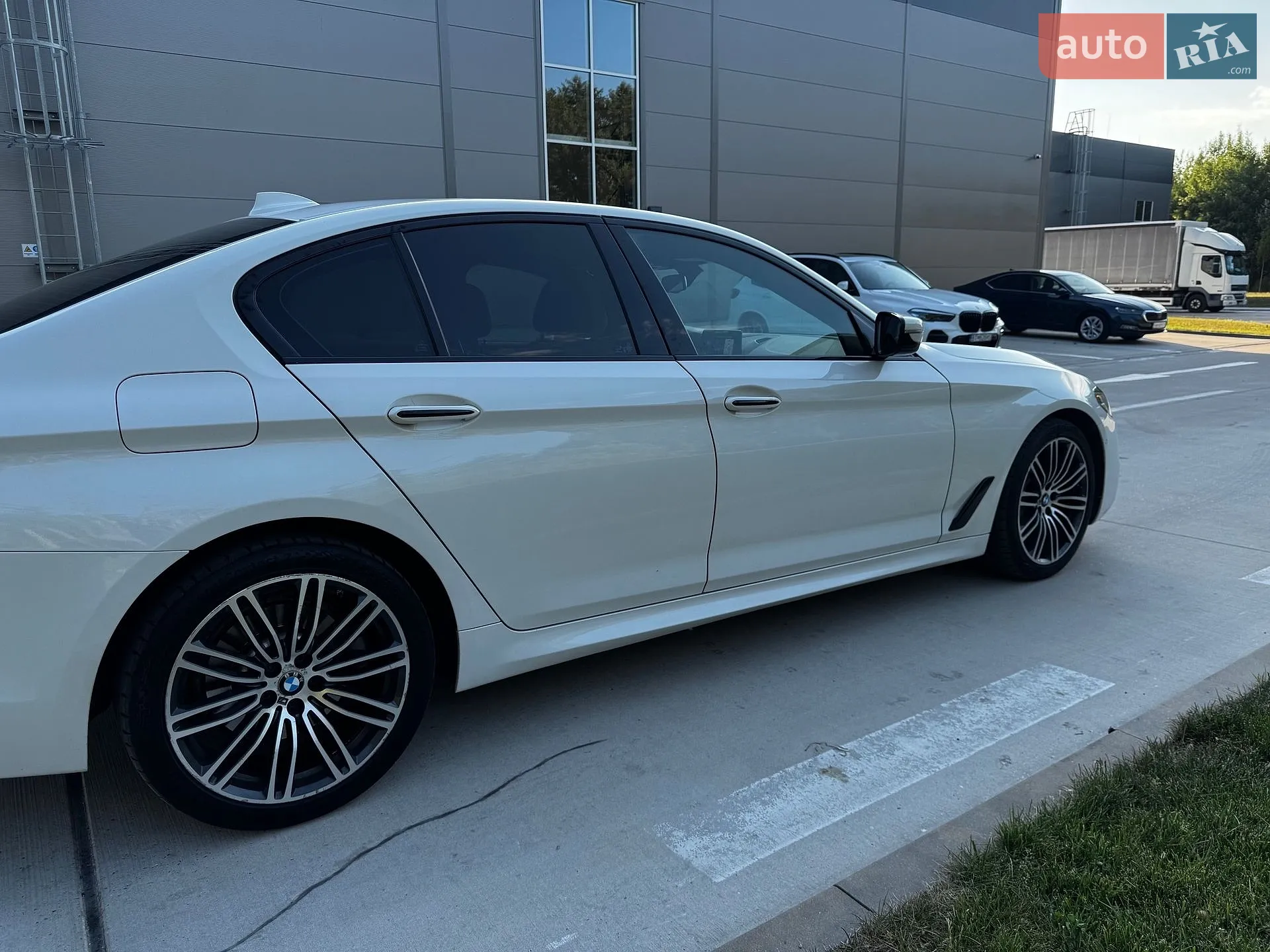 2017 BMW 5er - мініатюра 5