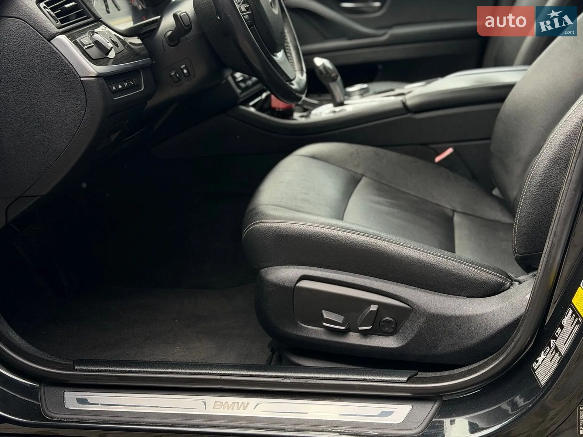 2014 BMW 5er - мініатюра 33