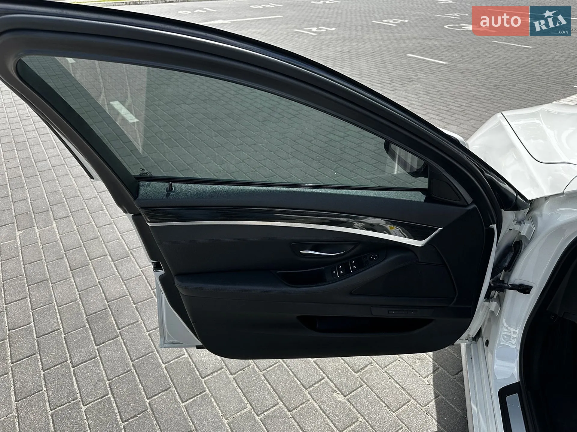 2012 BMW 5er - мініатюра 10