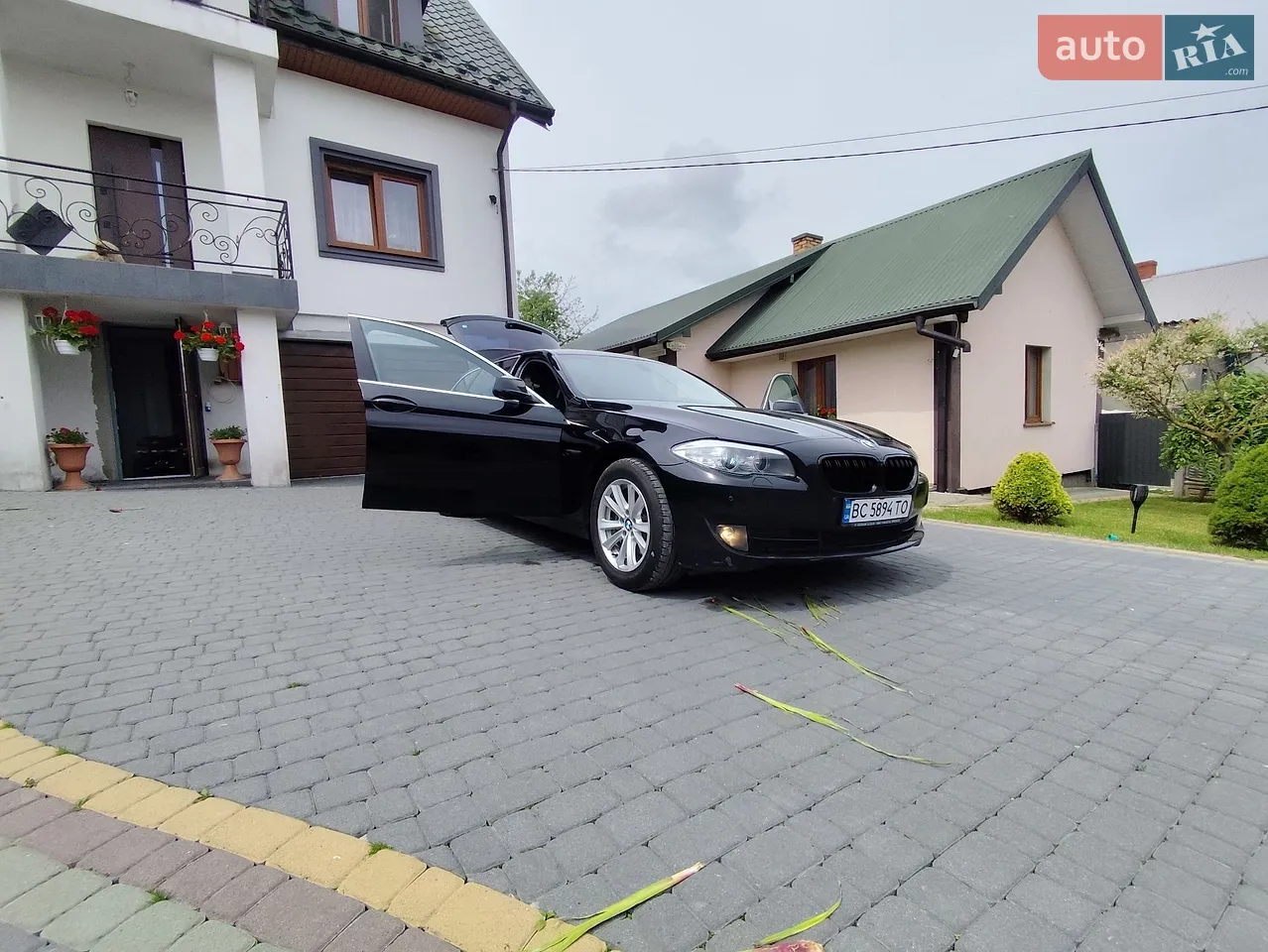 2011 BMW 5er - мініатюра 18