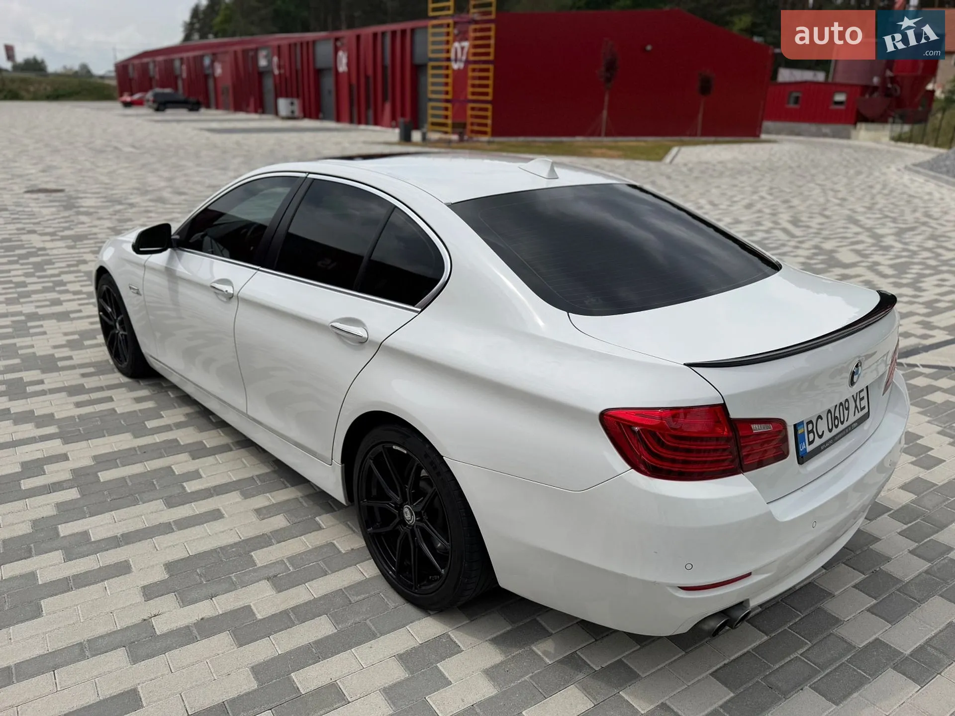 2016 BMW 5er - мініатюра 9