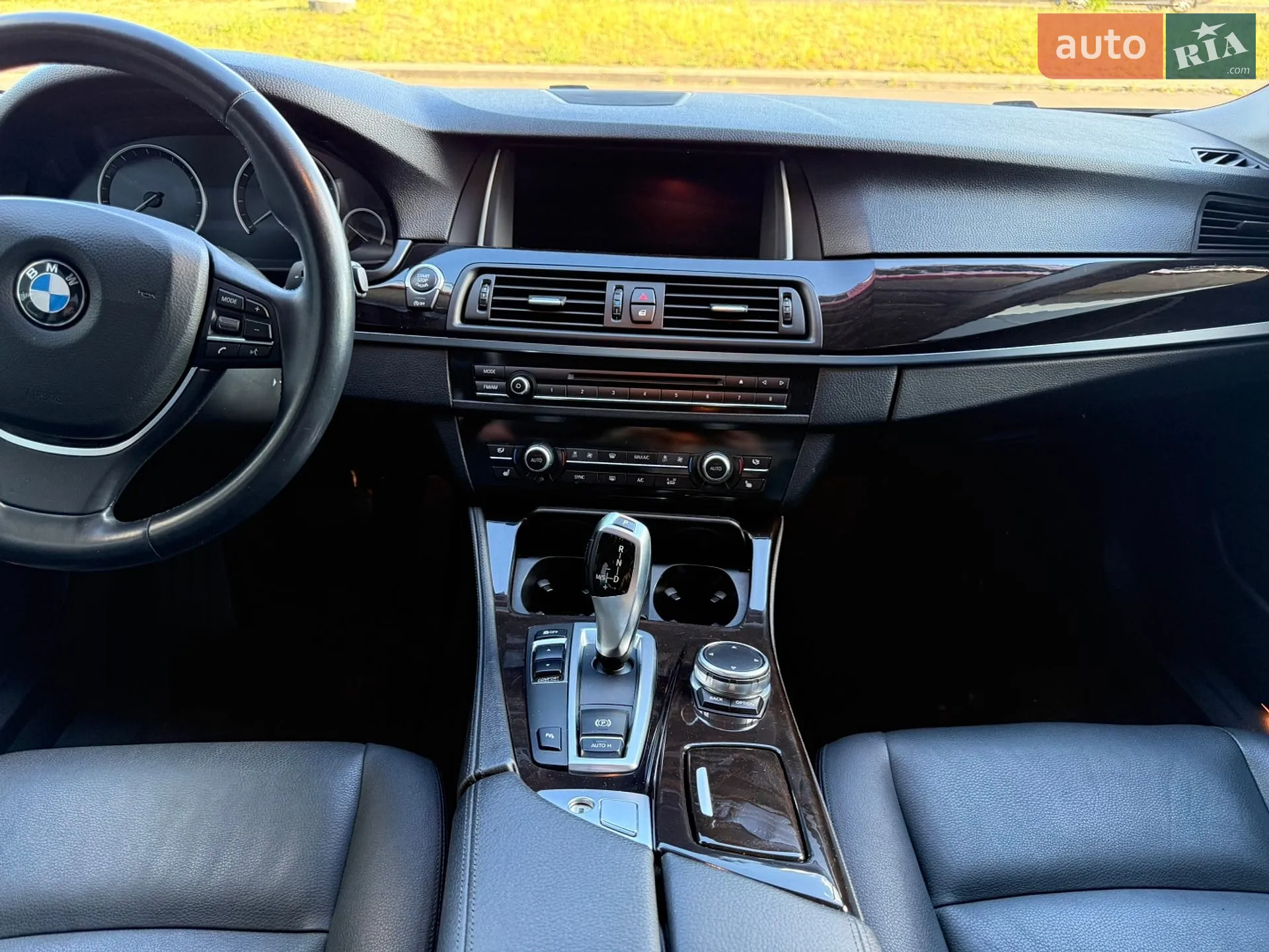 2015 BMW 5er - мініатюра 29
