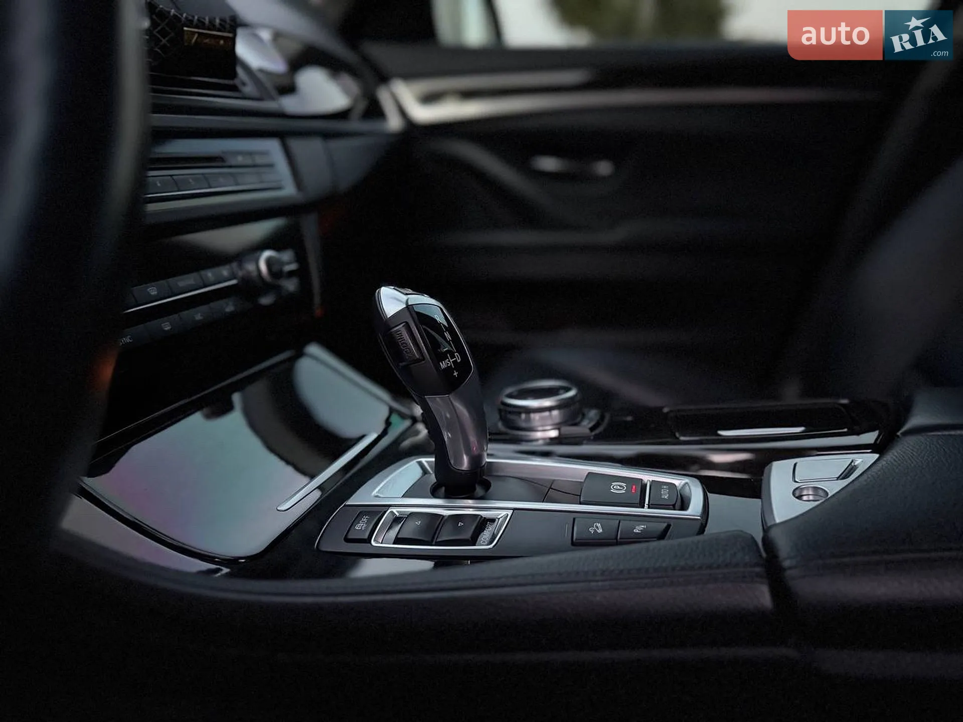 2013 BMW 5er - мініатюра 27
