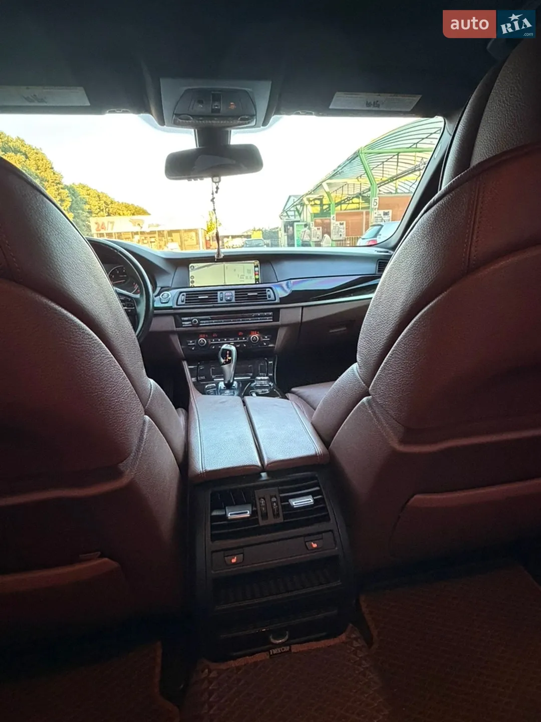 2013 BMW 5er - мініатюра 18