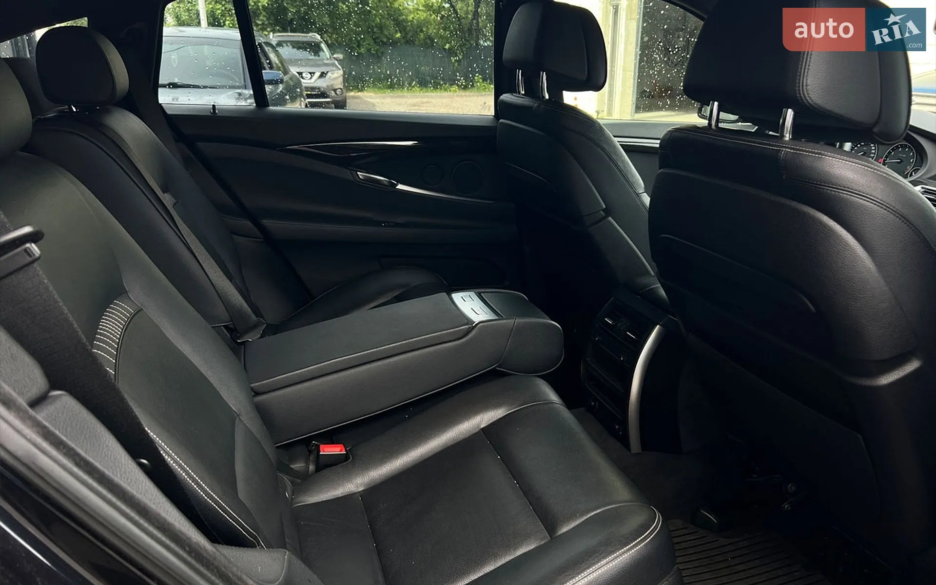 2013 BMW 5er - мініатюра 18