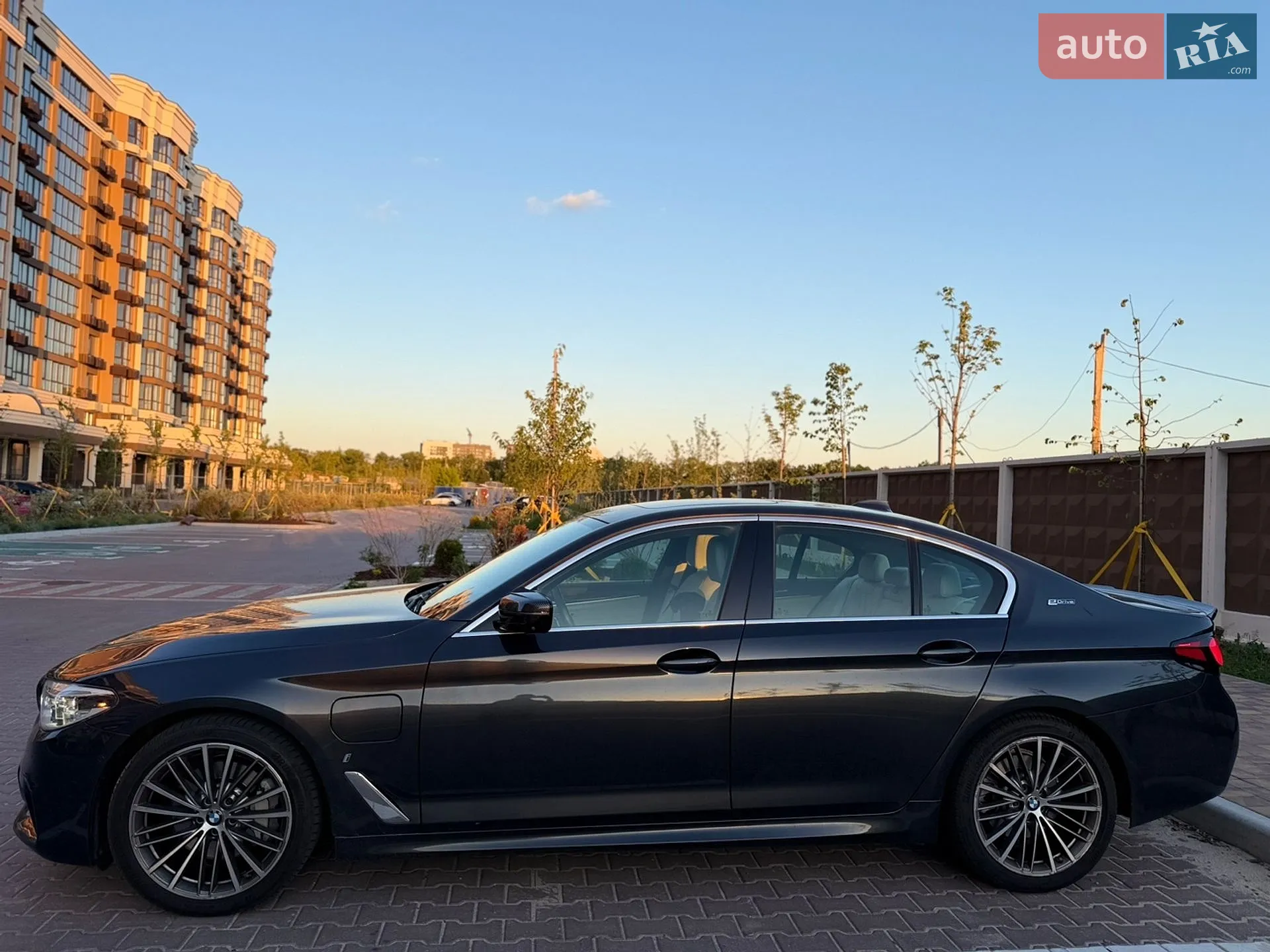 2019 BMW 5er - мініатюра 3