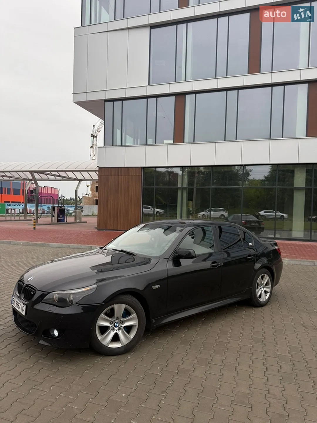 2010 BMW 5er - мініатюра 4