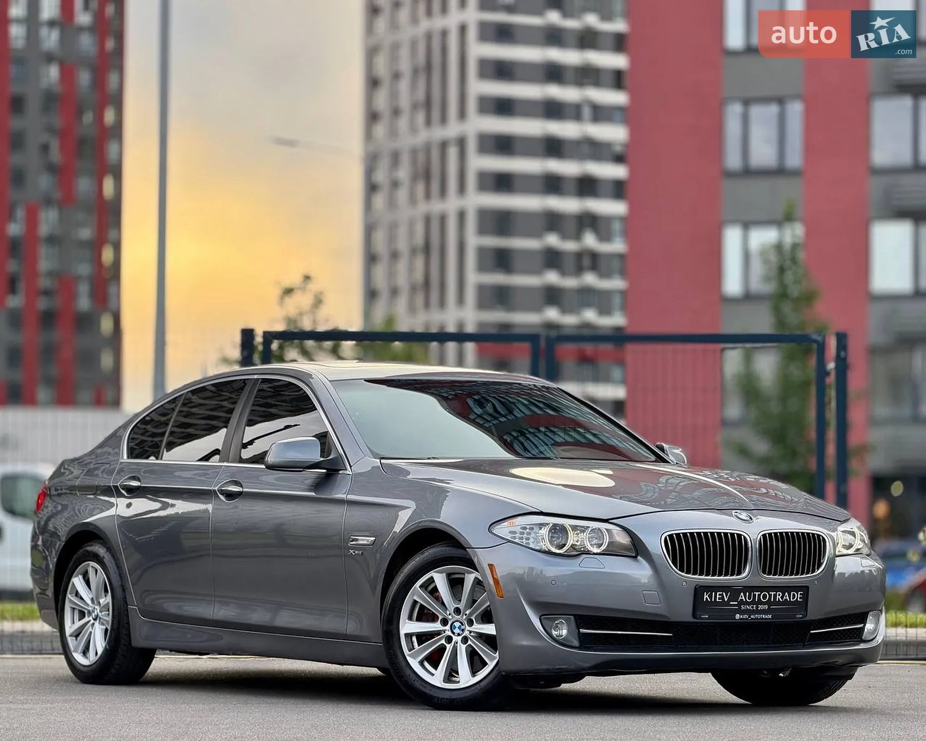2011 BMW 5er - фото 1
