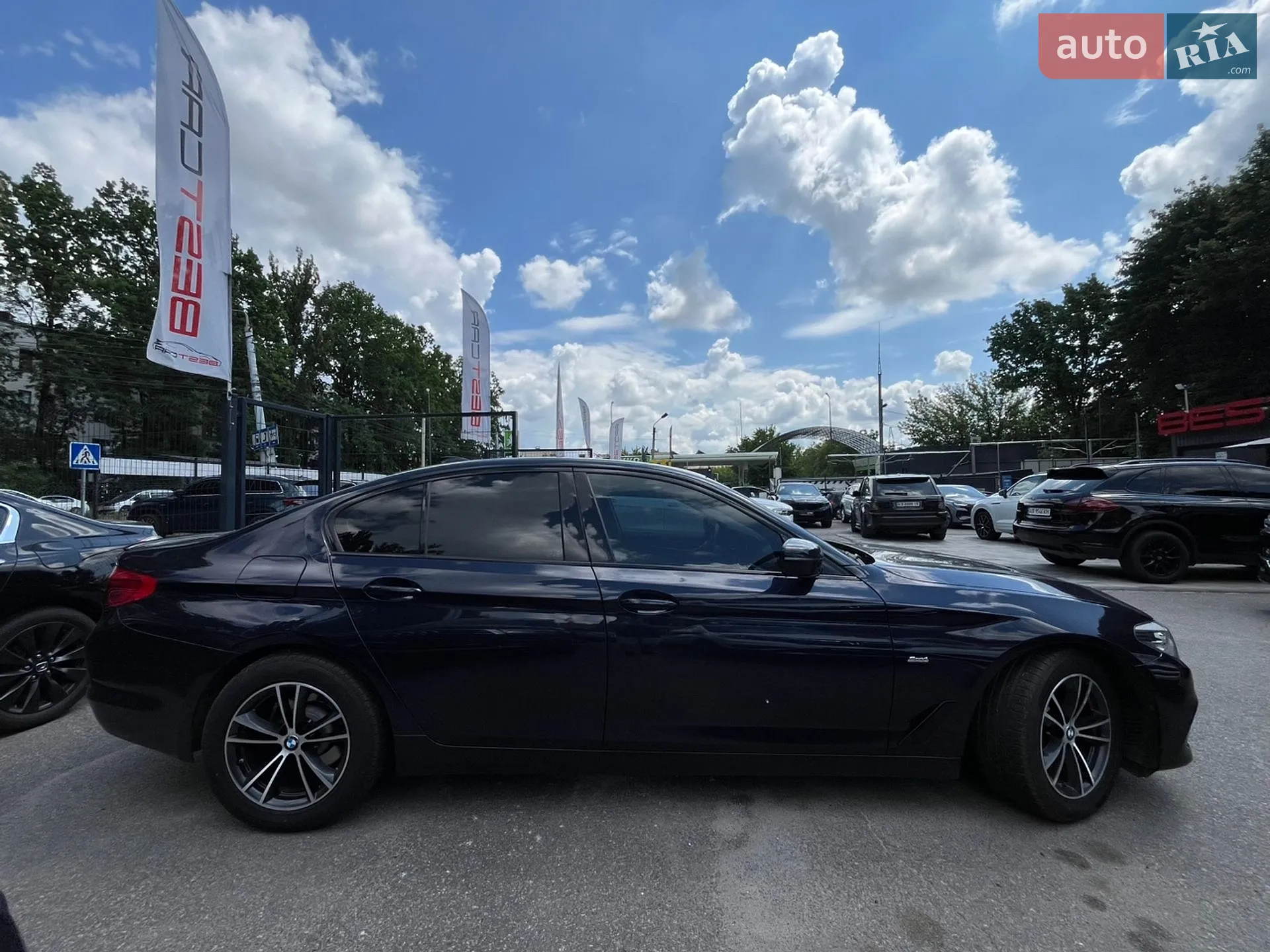 2017 BMW 5er - мініатюра 2