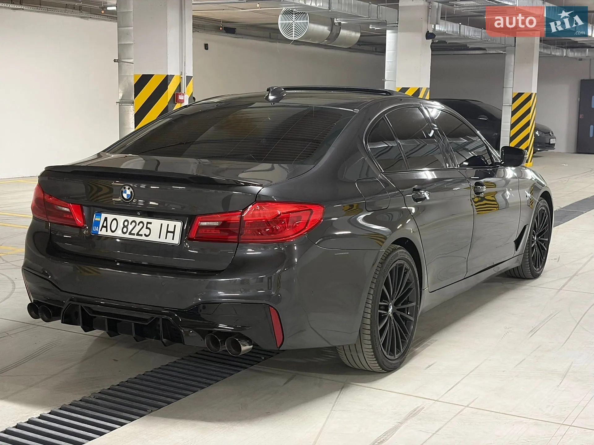 2017 BMW 5er - мініатюра 2