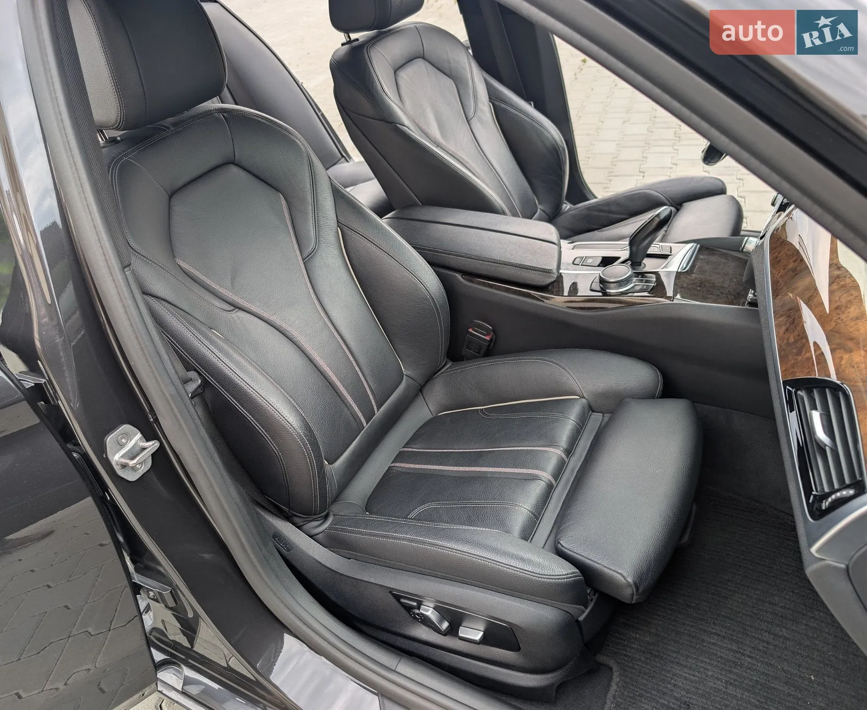 2017 BMW 5er - мініатюра 37