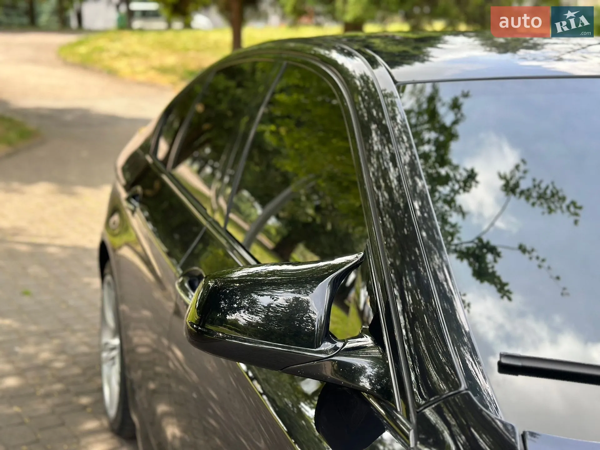 2013 BMW 5er - мініатюра 21