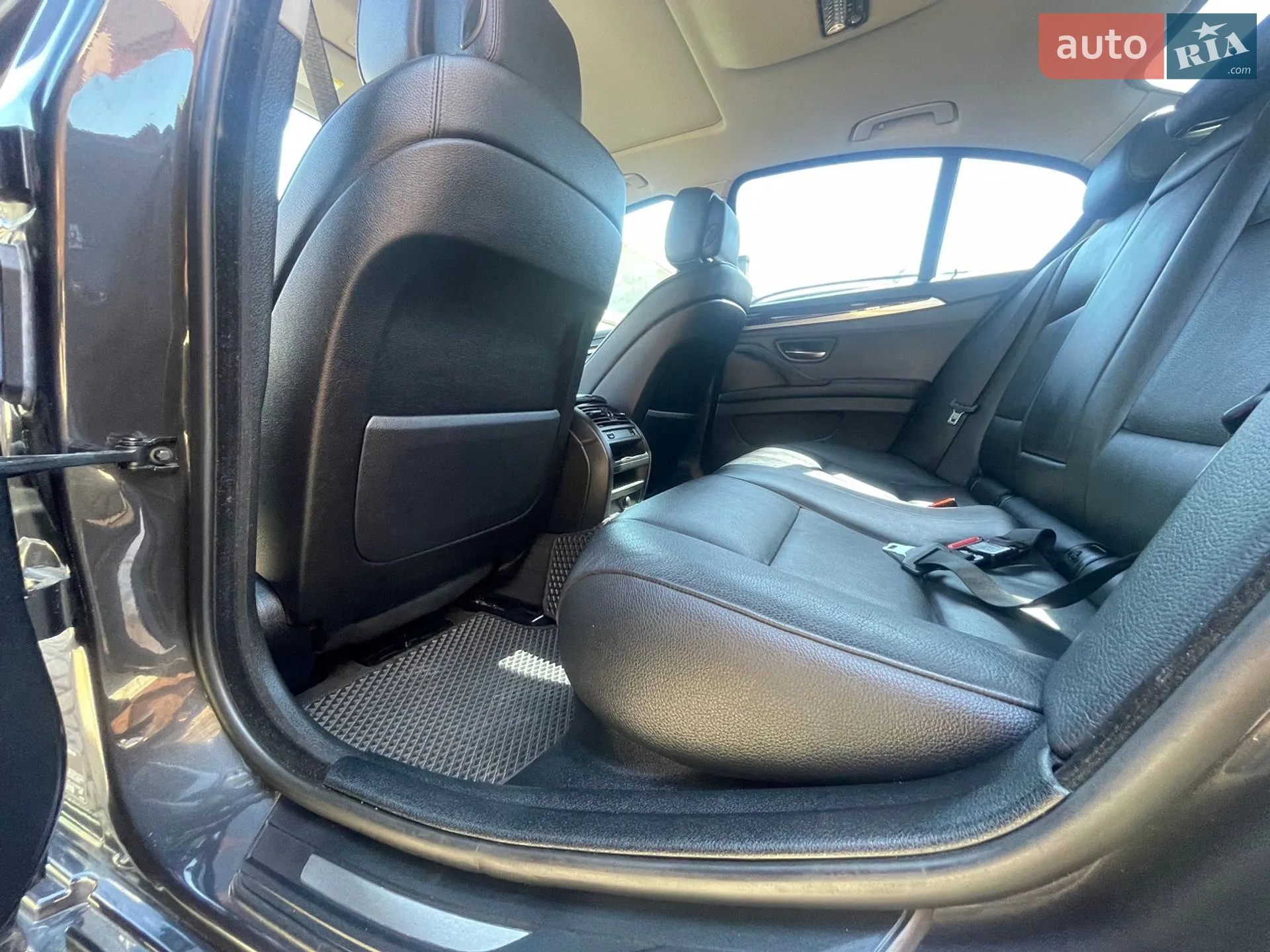 2013 BMW 5er - мініатюра 21