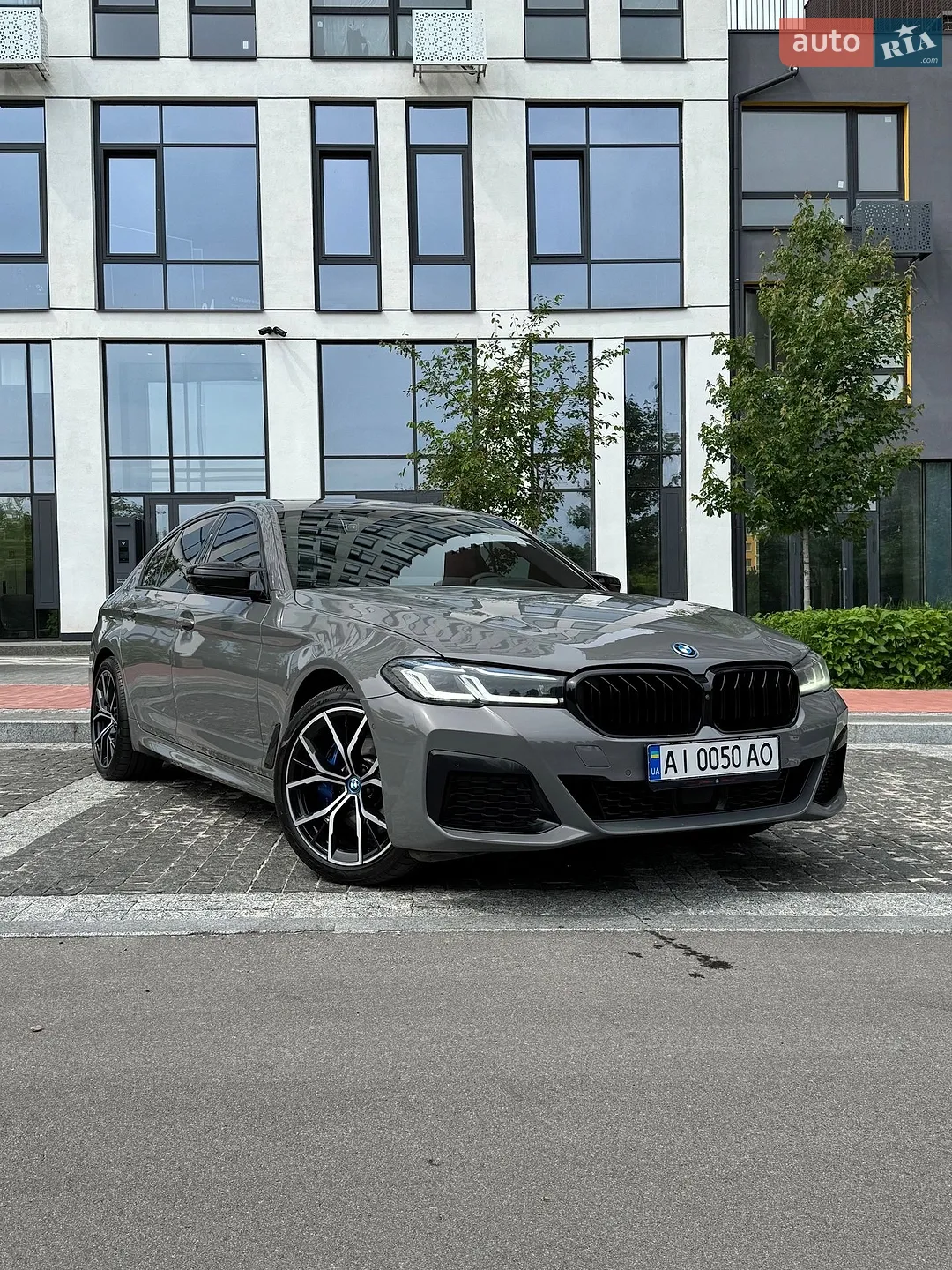 2022 BMW 5er - мініатюра 2
