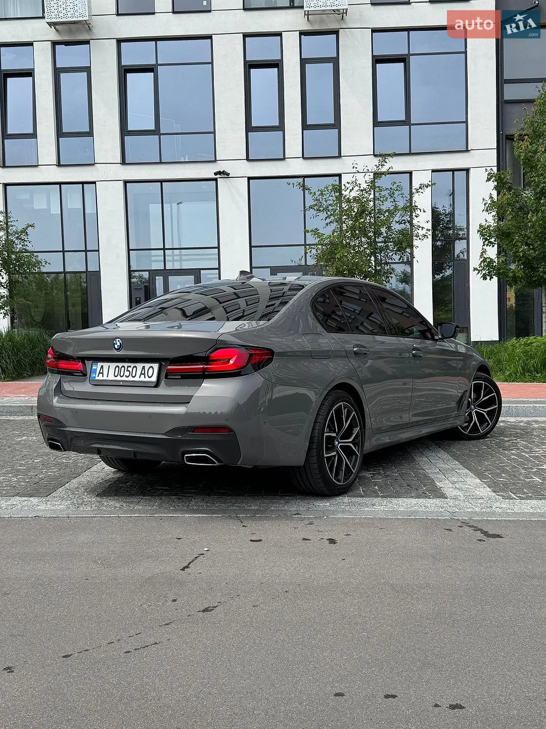 2022 BMW 5er - мініатюра 5