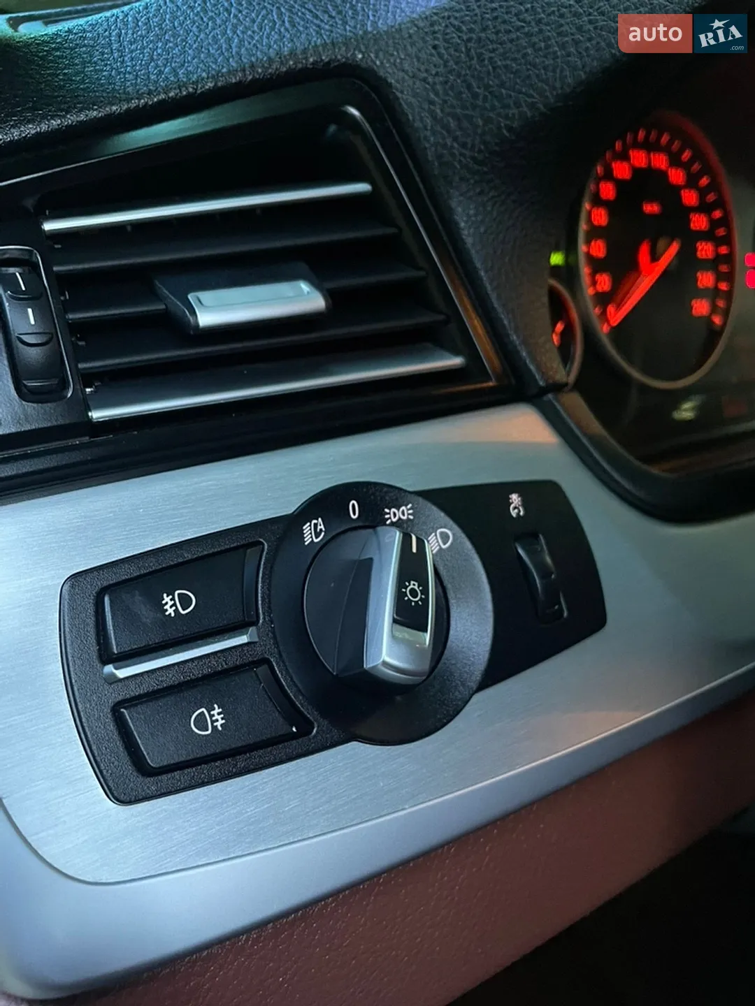 2011 BMW 5er - мініатюра 104