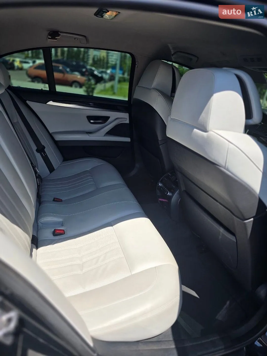 2011 BMW 5er - мініатюра 15