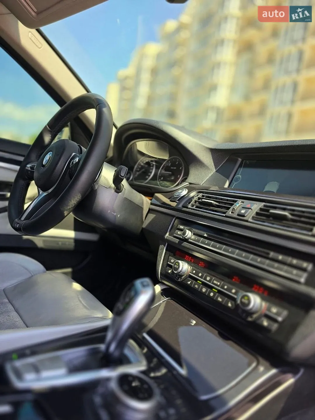 2011 BMW 5er - мініатюра 26