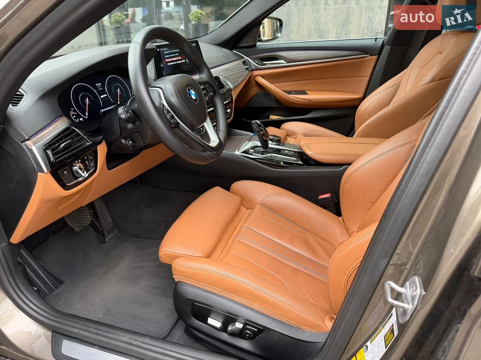 2017 BMW 5er - мініатюра 16