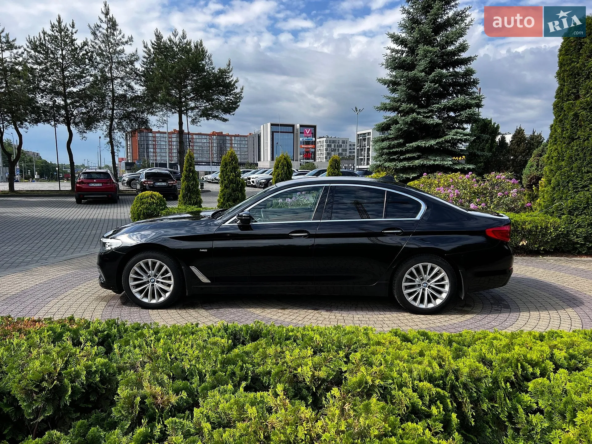 2017 BMW 5er - мініатюра 5