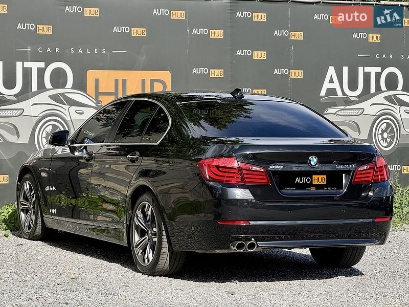 Седан BMW 5 Series 2012 в Харькове