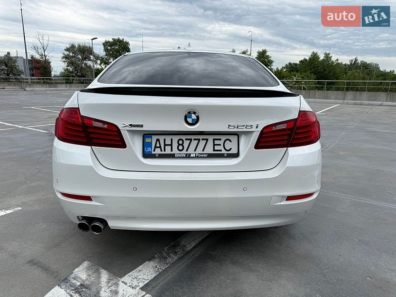 Седан BMW 5 Series 2015 в Киеве