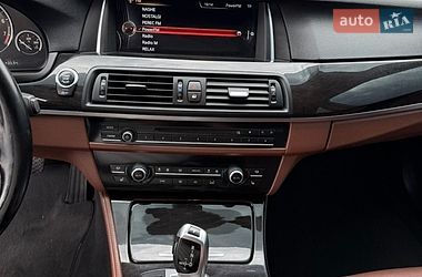 Седан BMW 5 Series 2015 в Киеве