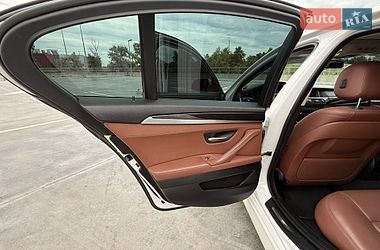 Седан BMW 5 Series 2015 в Киеве