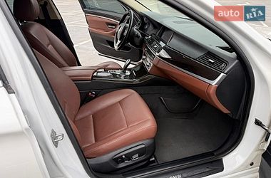Седан BMW 5 Series 2015 в Киеве