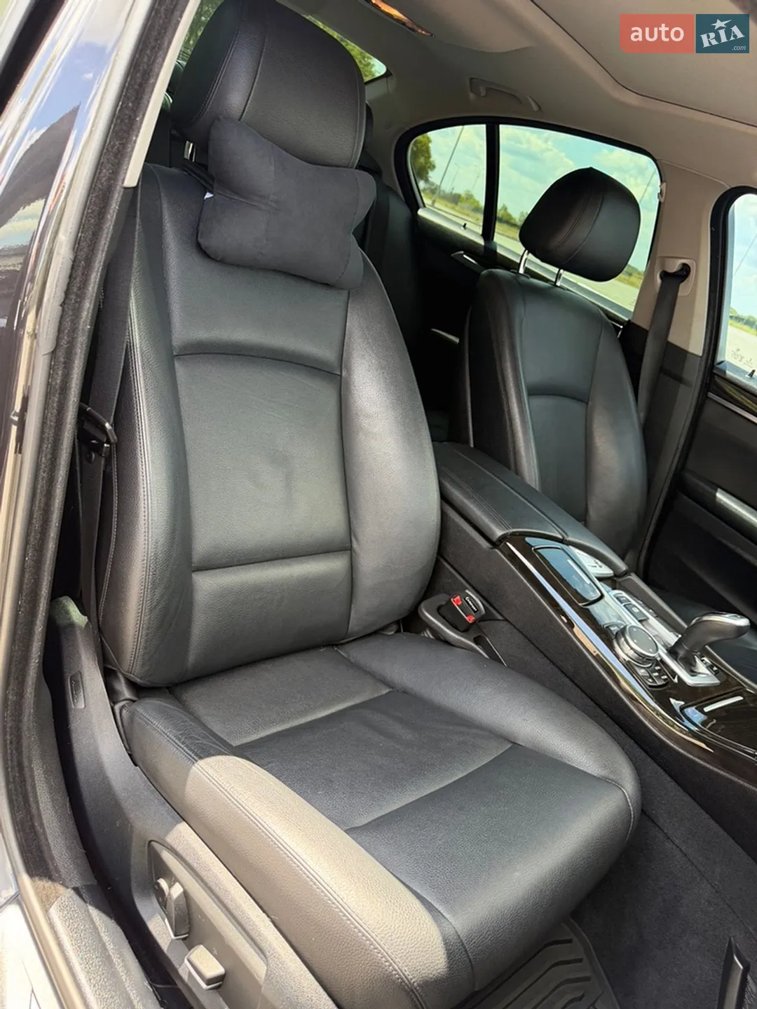 BMW 5 Series 2016 VIN WBA5B3C56GG256991 фото оголошення 13 з 25