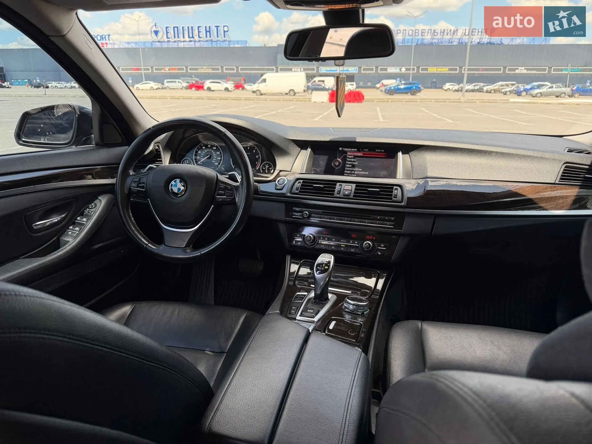 BMW 5 Series 2016 VIN WBA5B3C56GG256991 фото оголошення 16 з 25