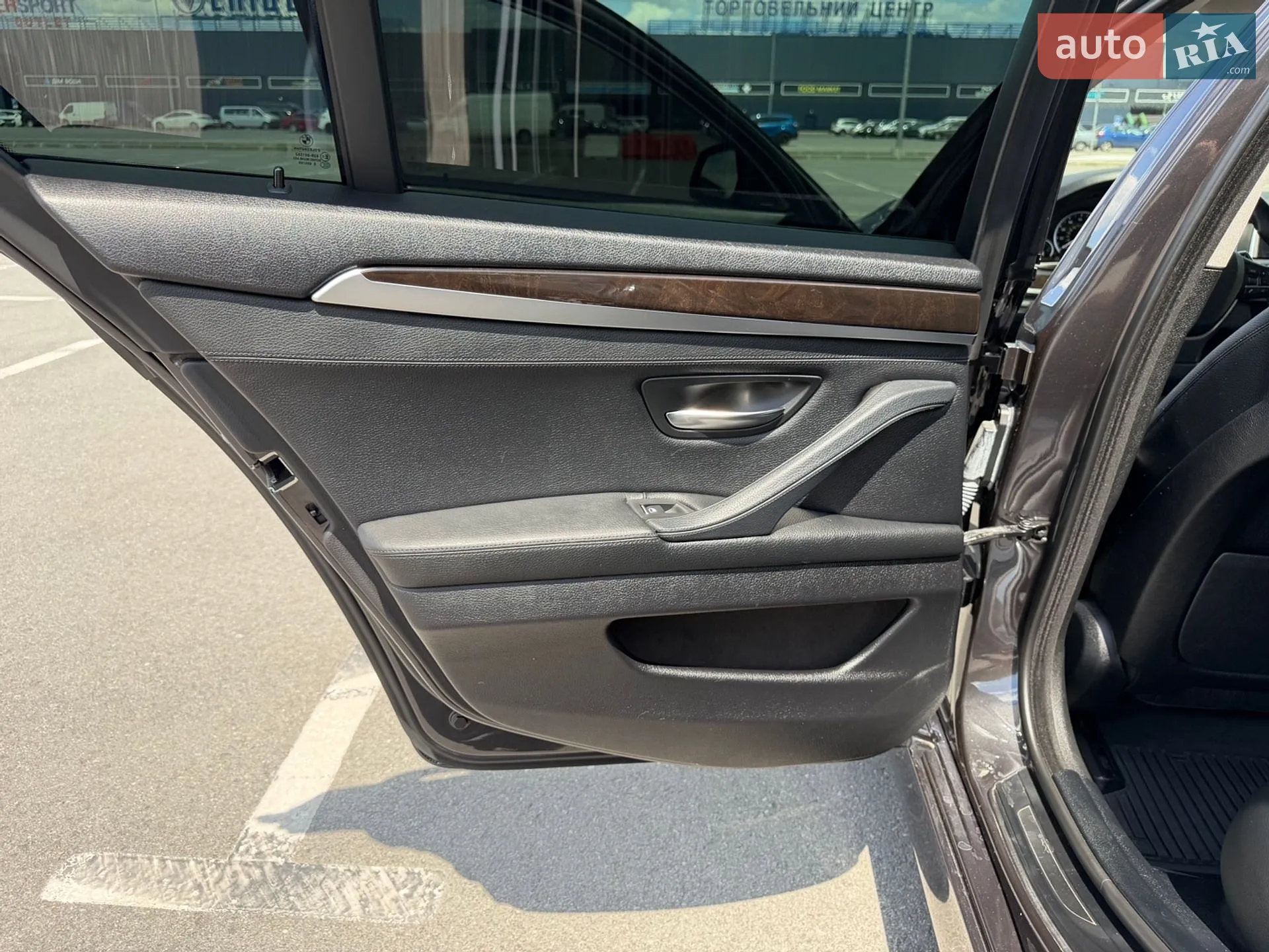 BMW 5 Series 2016 VIN WBA5B3C56GG256991 фото оголошення 20 з 25