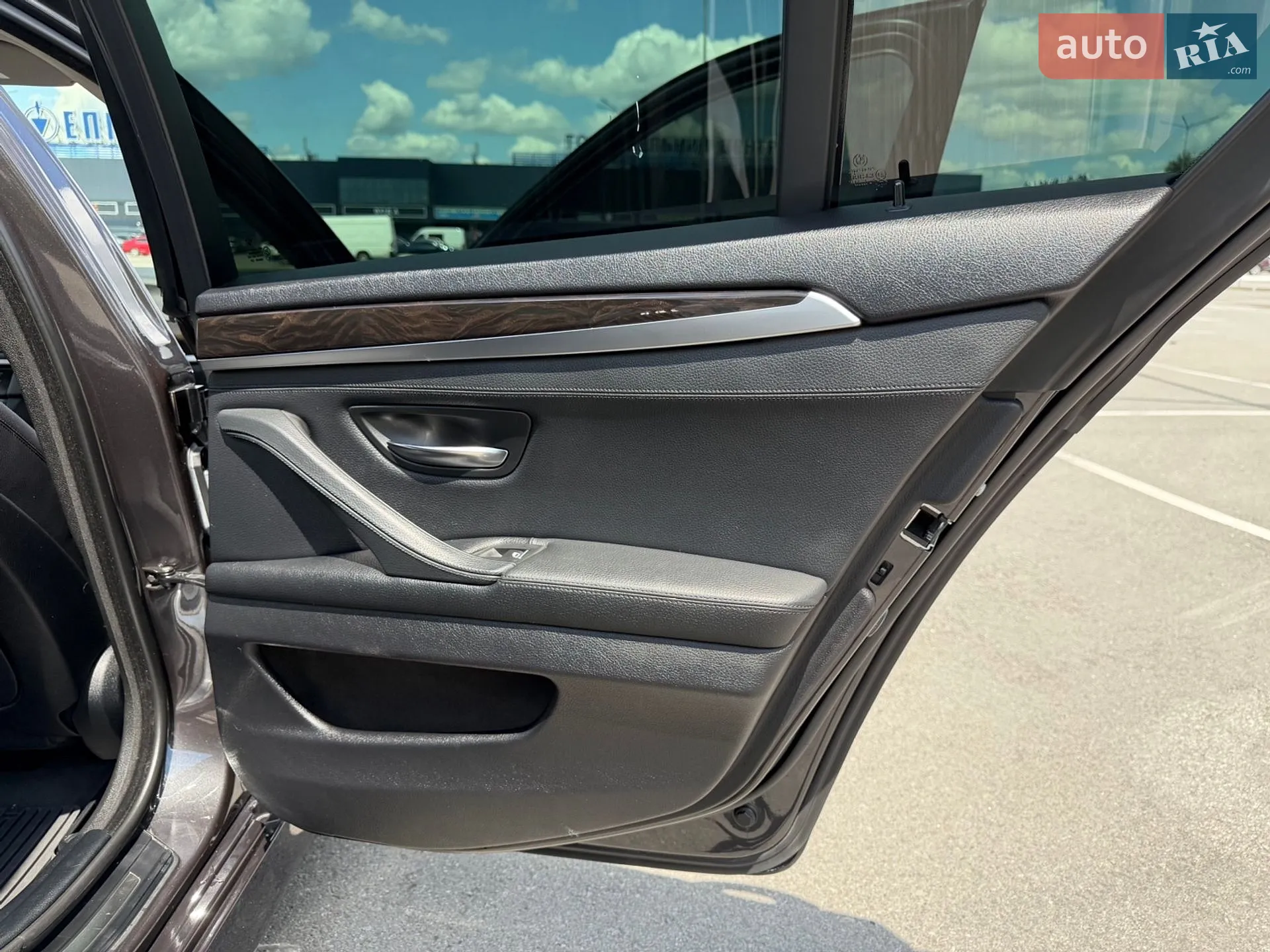 BMW 5 Series 2016 VIN WBA5B3C56GG256991 фото оголошення 21 з 25