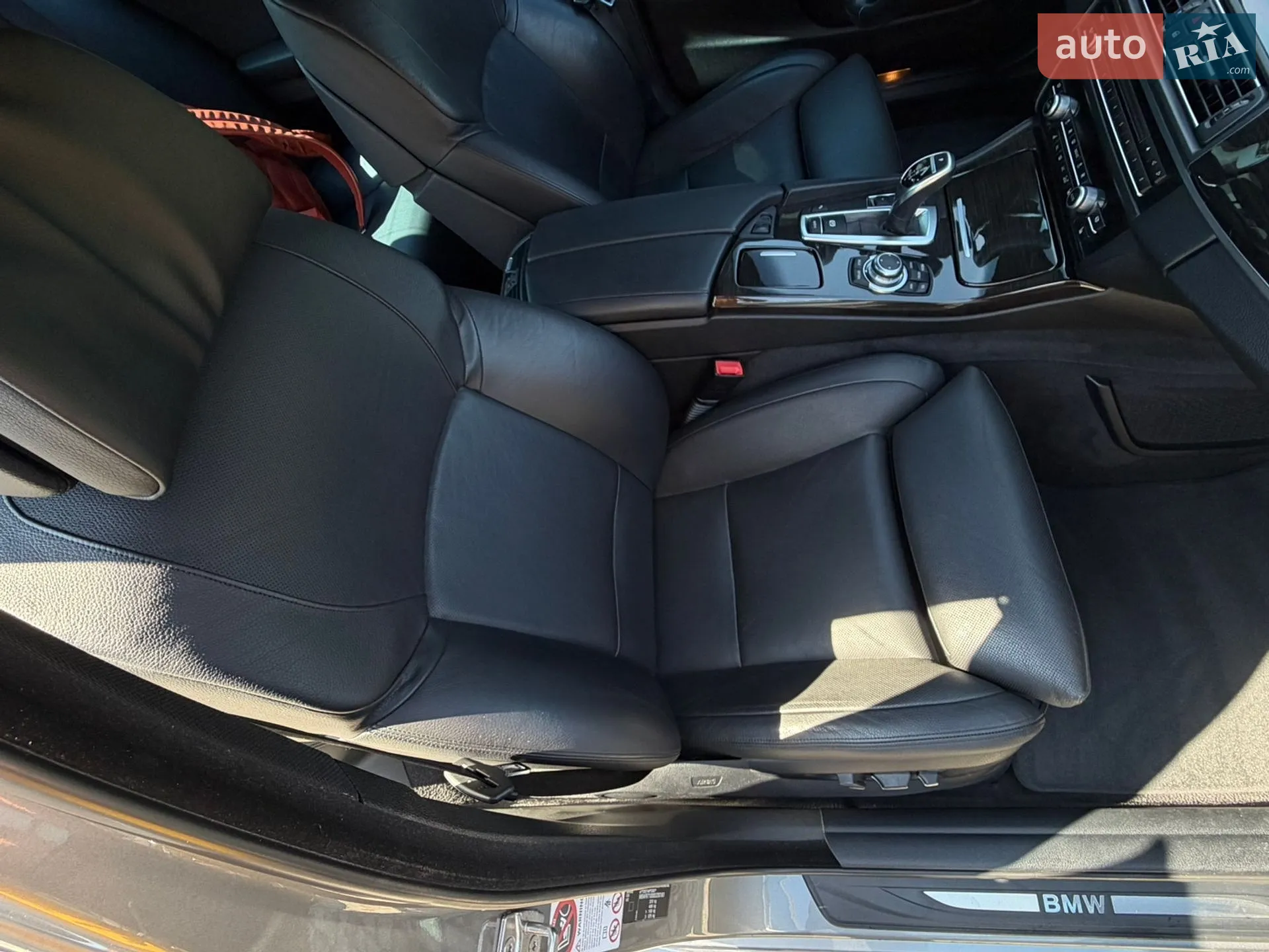 2012 BMW 5er - мініатюра 16