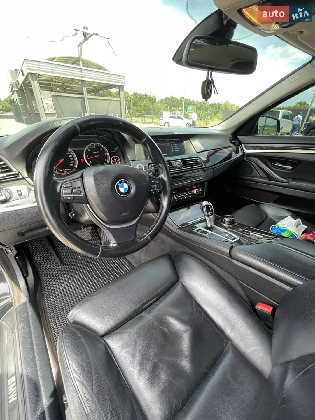 2010 BMW 5er - мініатюра 13