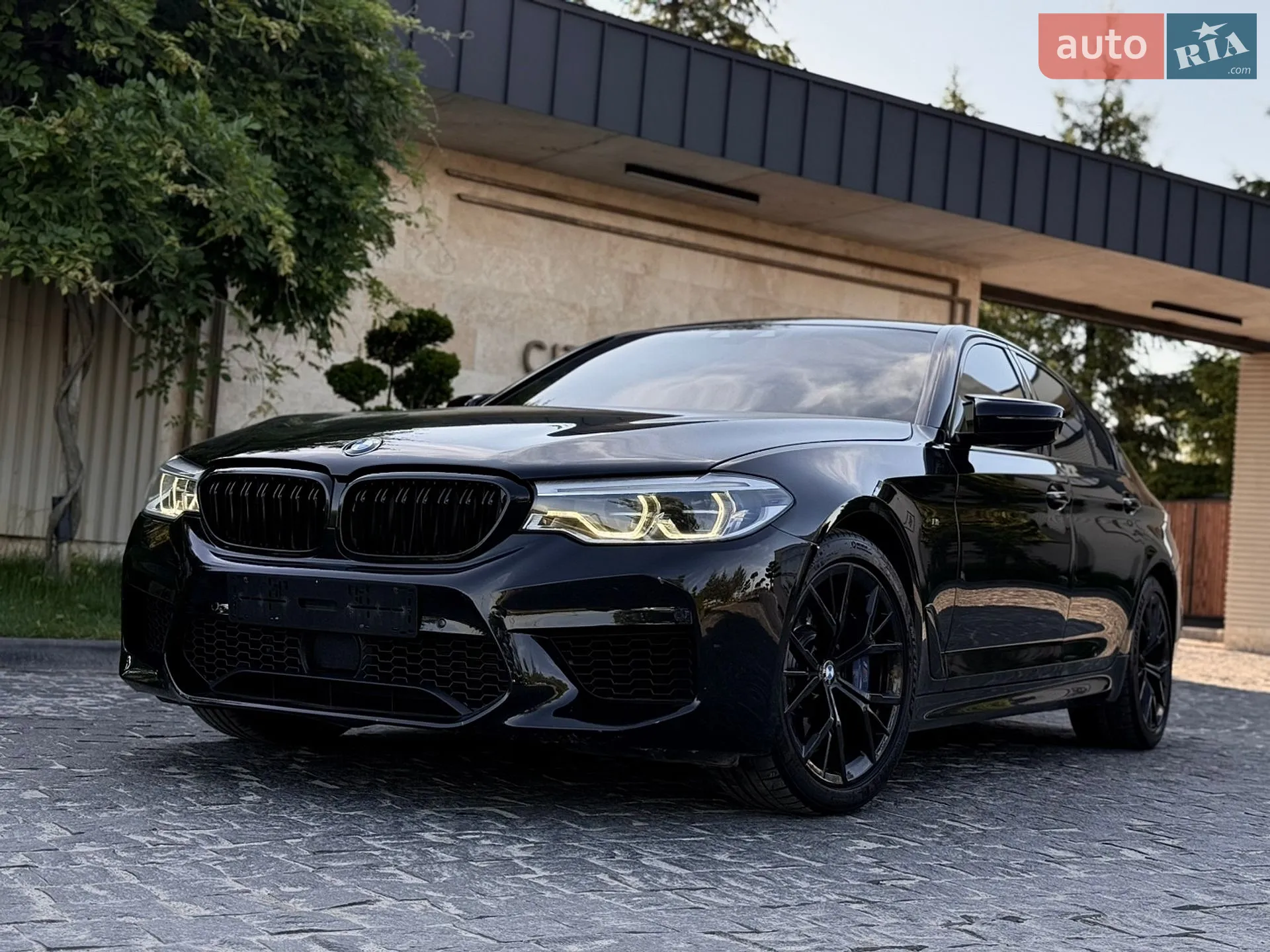 2017 BMW 5er - фото 1