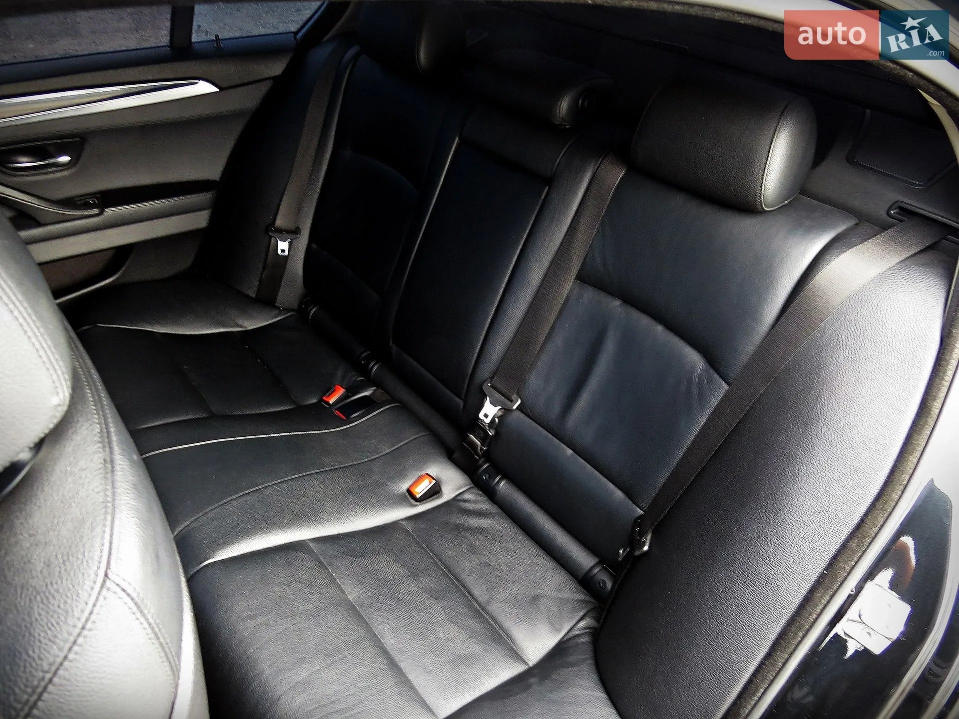 2010 BMW 5er - мініатюра 18