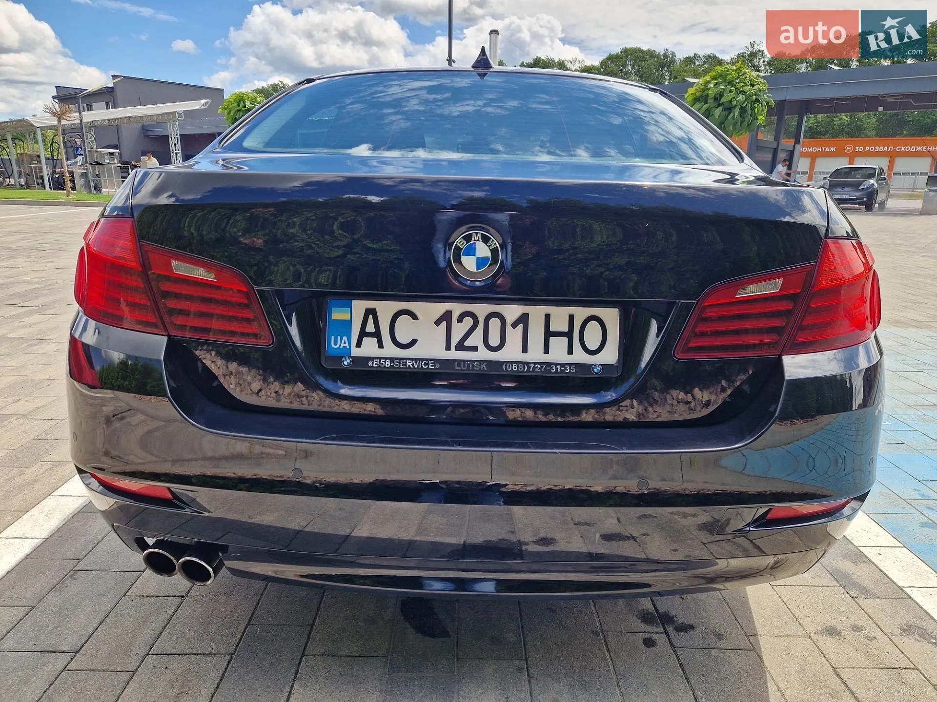 2013 BMW 5er - мініатюра 2