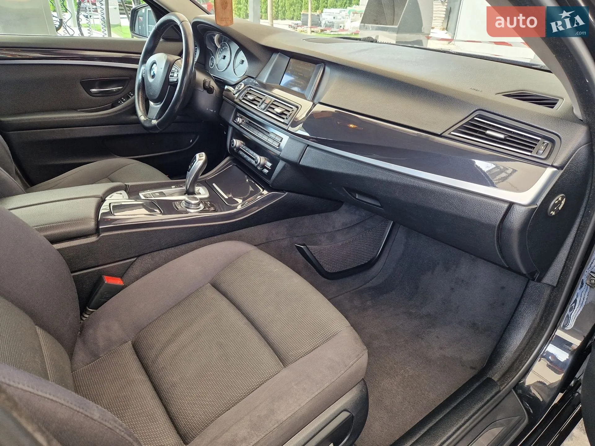 2013 BMW 5er - мініатюра 8